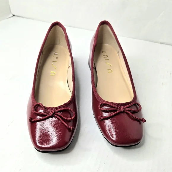 Unisa Leather Flats. Dark Red, 6M - Picture 11 of 12
